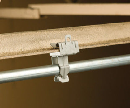 12P24 Conduit to Flange Clip, 3/4" EMT, 1/2" Rigid, 1/8"–1/4" Flange