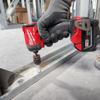 2953-22 M18 Fuel™ 1/4" Hex Impact Driver Kit