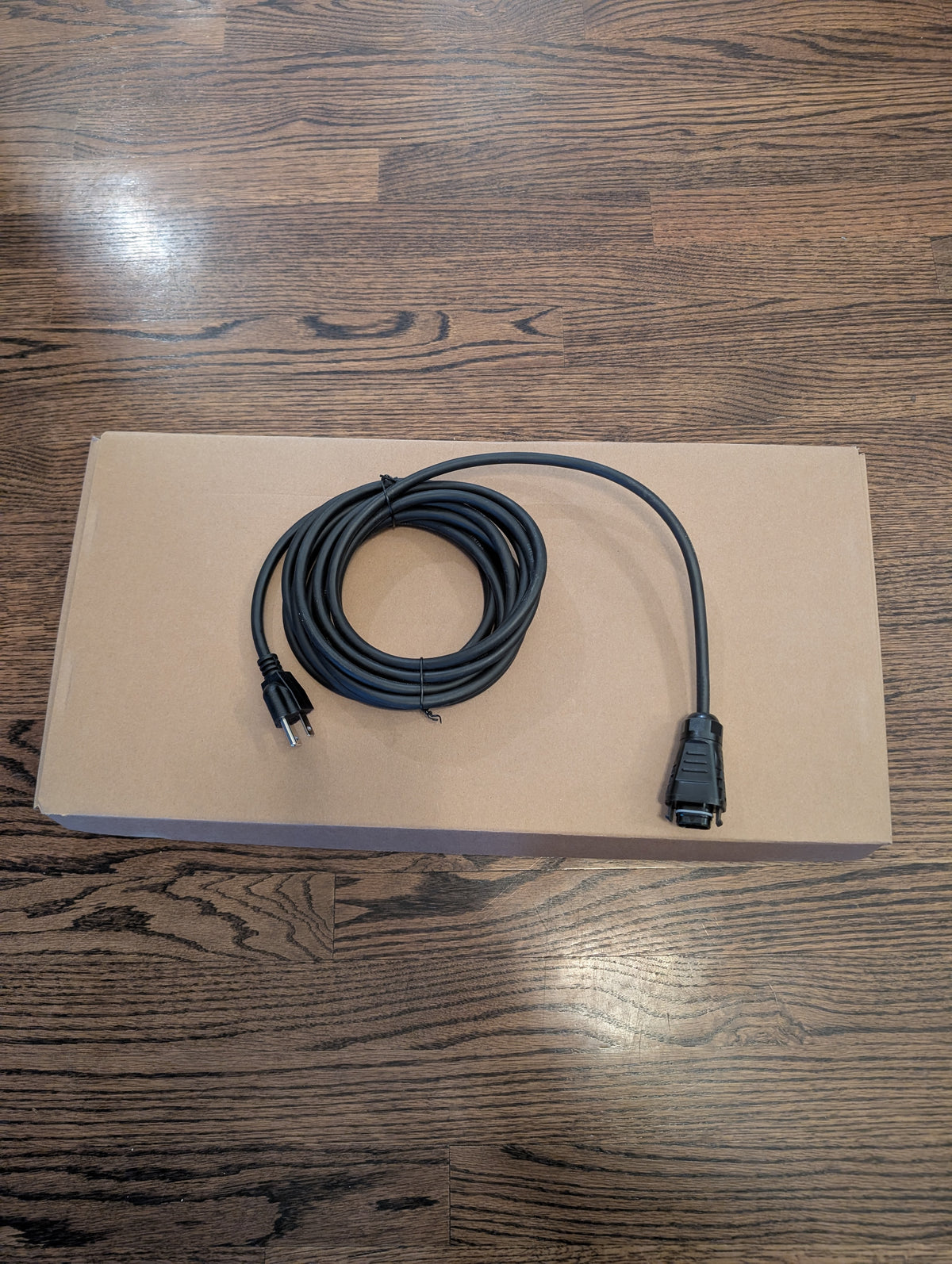 United States Outlet Plug for the NEP BDM-1200-LV Microinverter