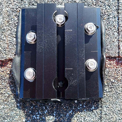 RT2-00-MINIBK2 Base, roof mount, Blk